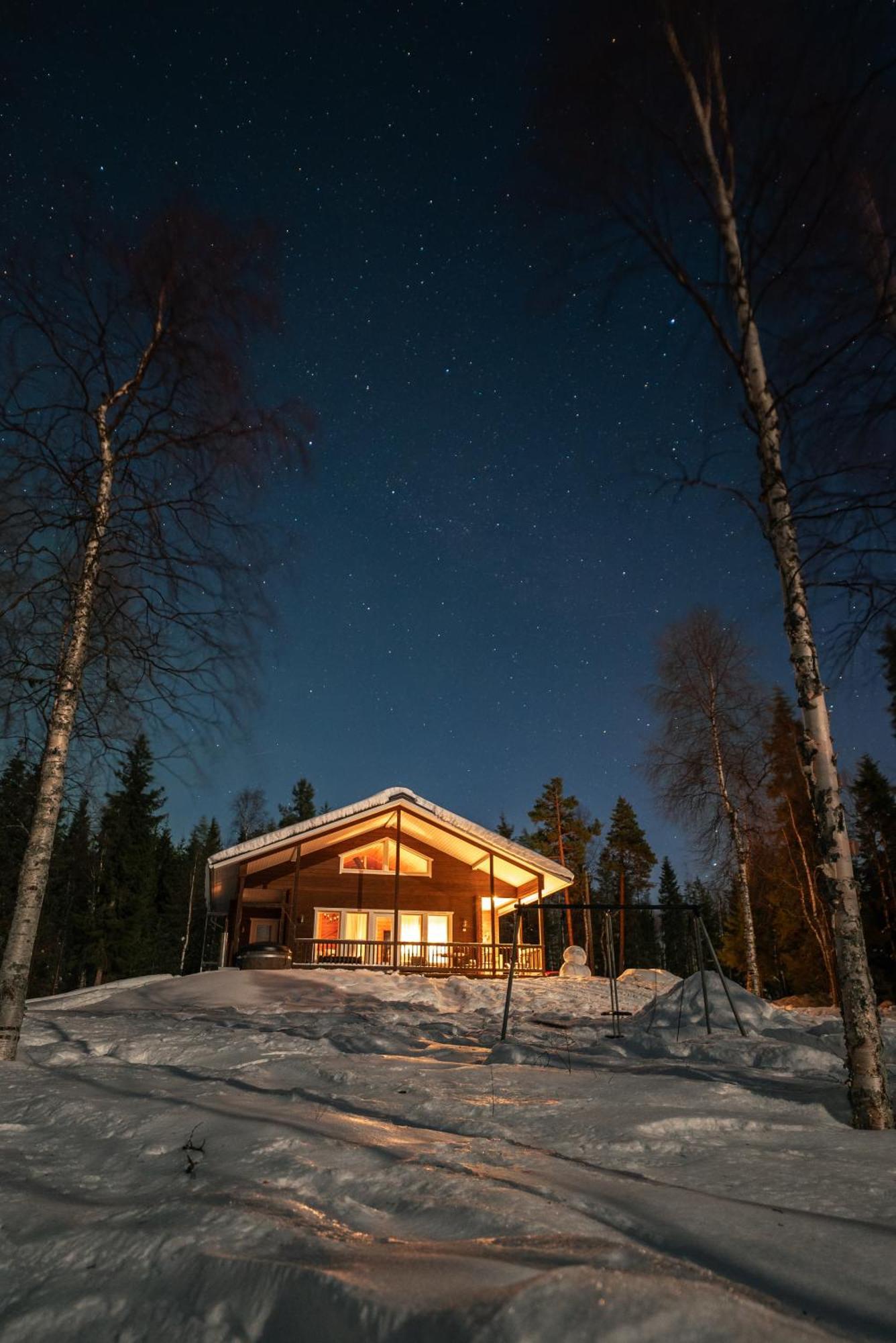 北极圈湖假日酒店 Luukonniemi 外观 照片