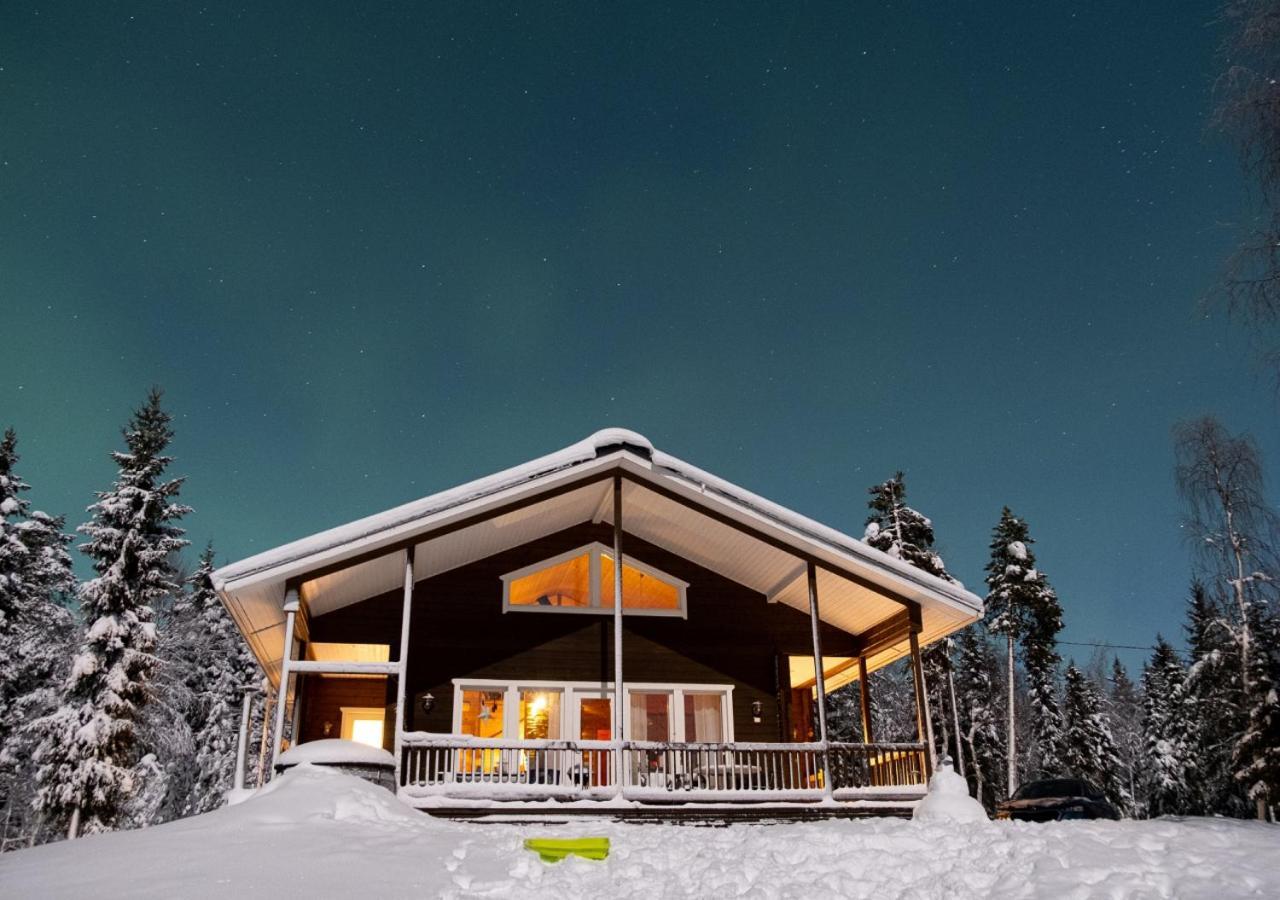 北极圈湖假日酒店 Luukonniemi 外观 照片